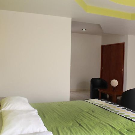 Hotel Real De Cortes Los Reyes  외부 사진