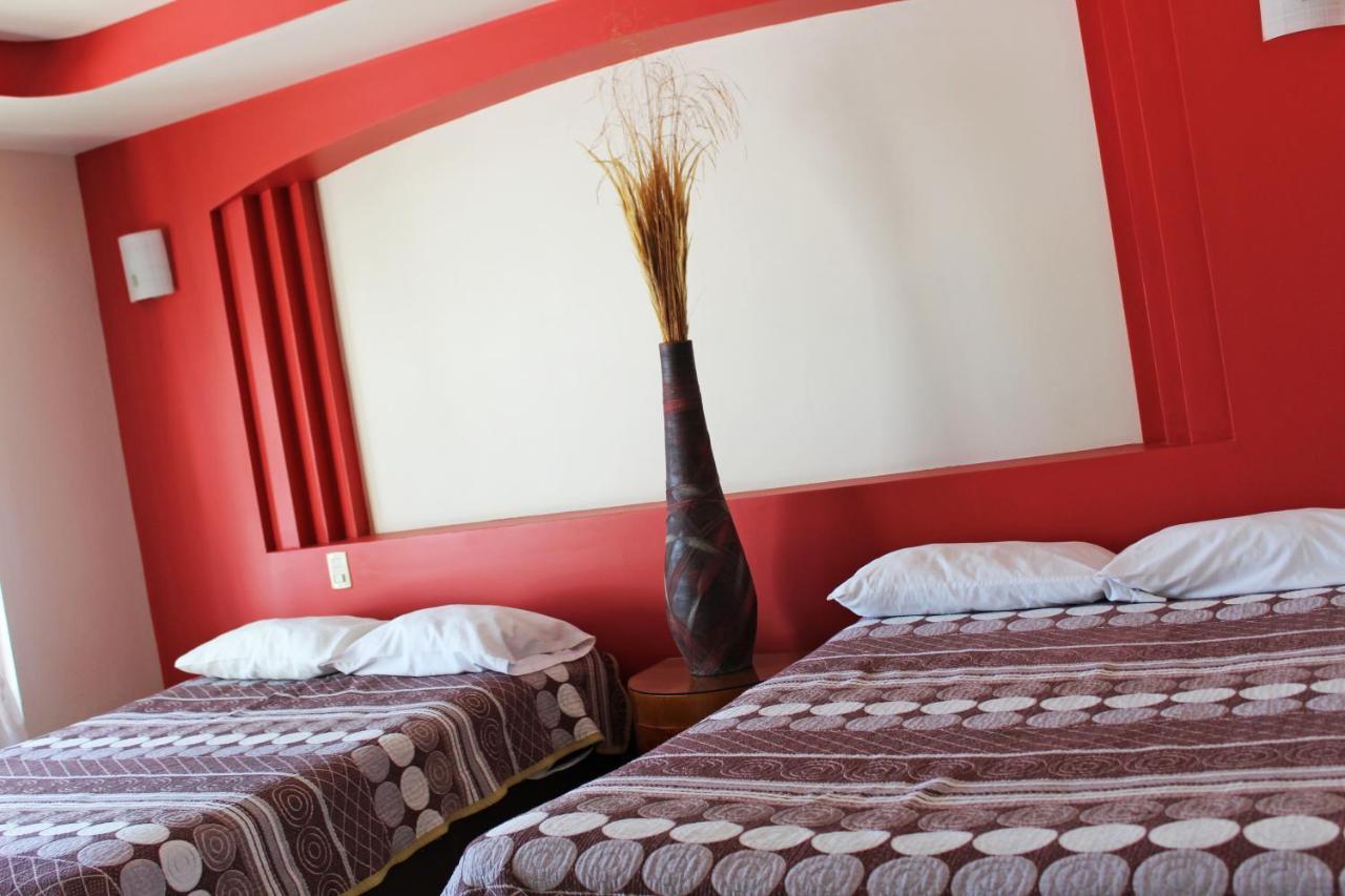 Hotel Real De Cortes Los Reyes  외부 사진