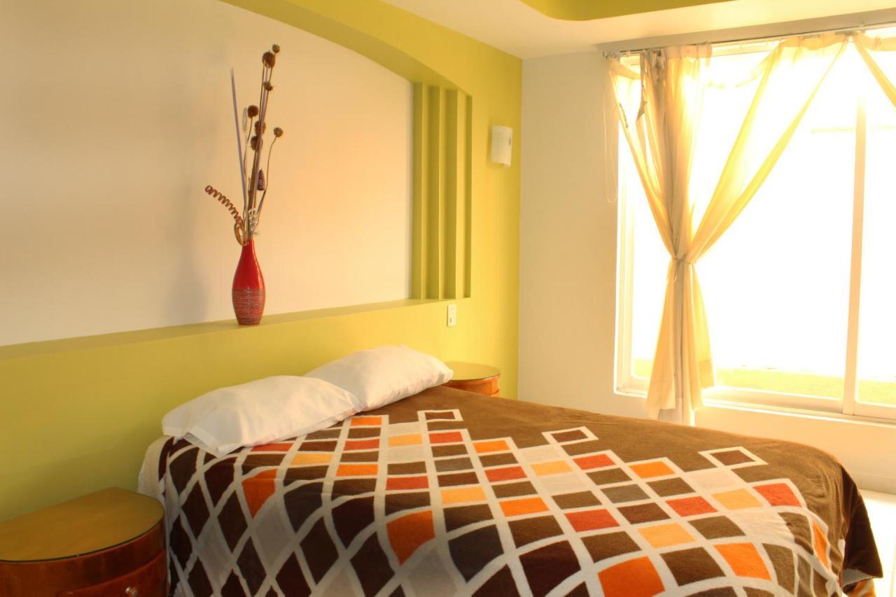 Hotel Real De Cortes Los Reyes  외부 사진