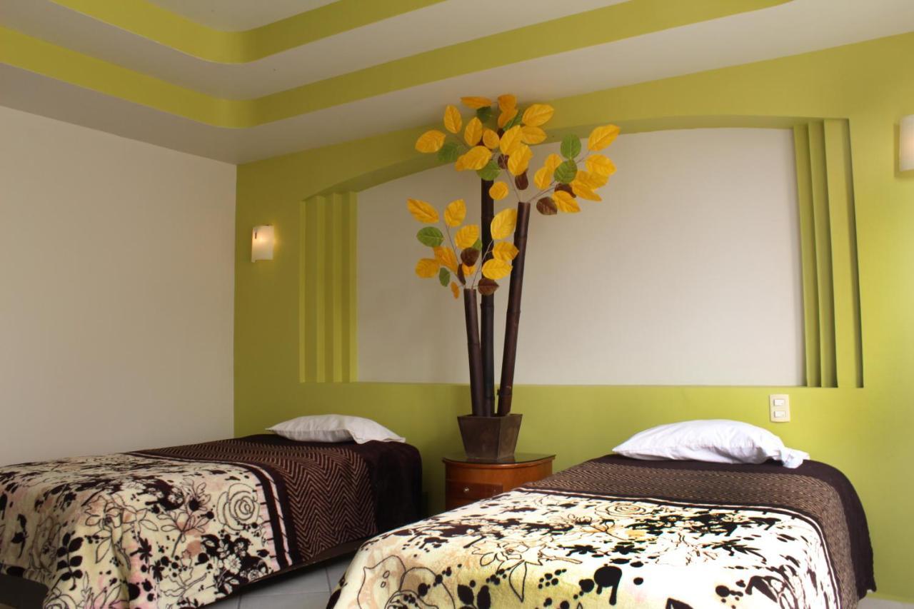 Hotel Real De Cortes Los Reyes  외부 사진