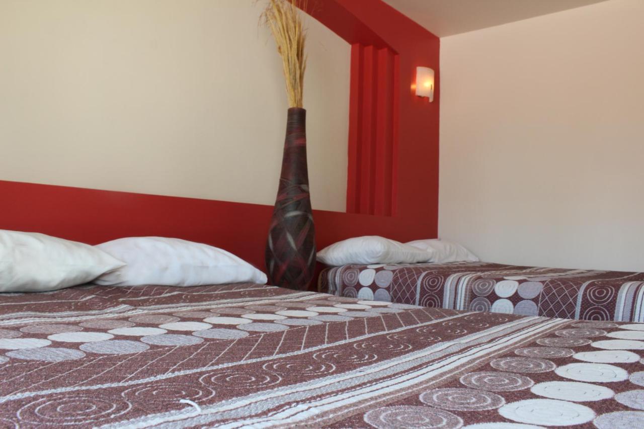 Hotel Real De Cortes Los Reyes  외부 사진